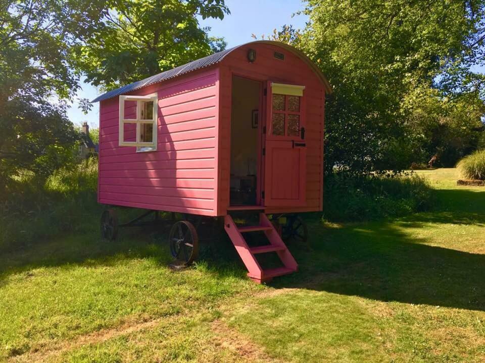 Blackstairs Shepherds Huts Killedmond エクステリア 写真